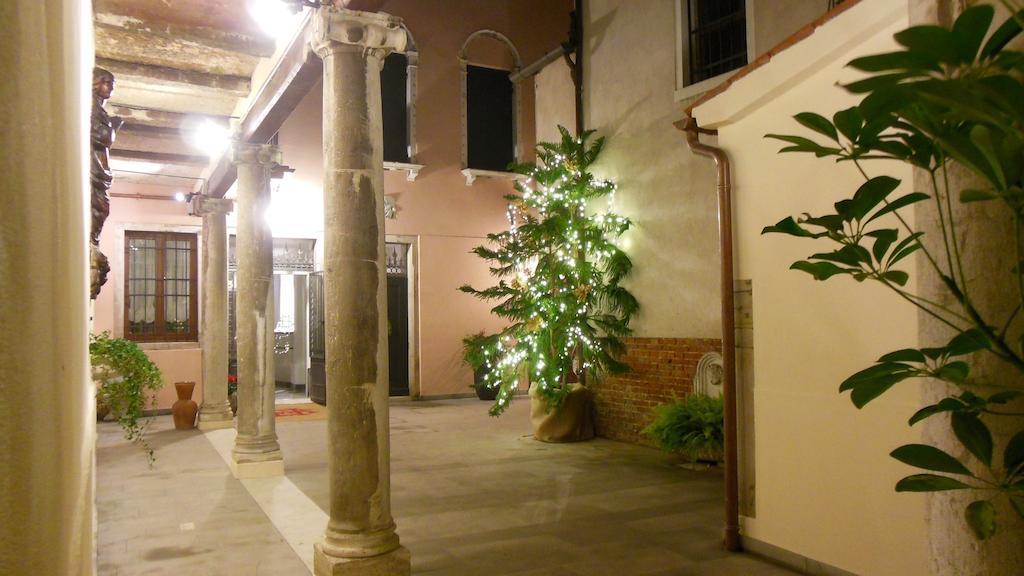 Hotel Sant'Antonin Венеция Екстериор снимка